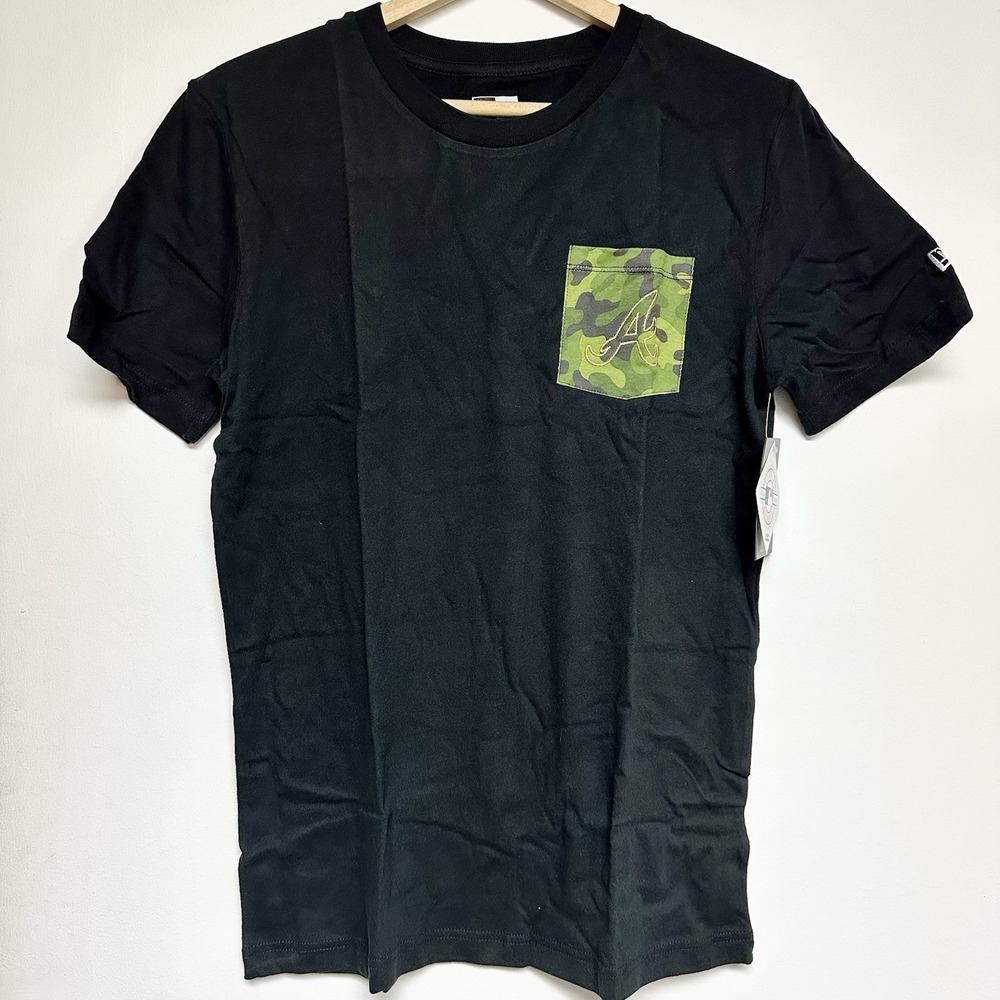 Atlanta Braves New Era Camo Pocket T-Shirt Adult Small Black MLB Baseball NWT